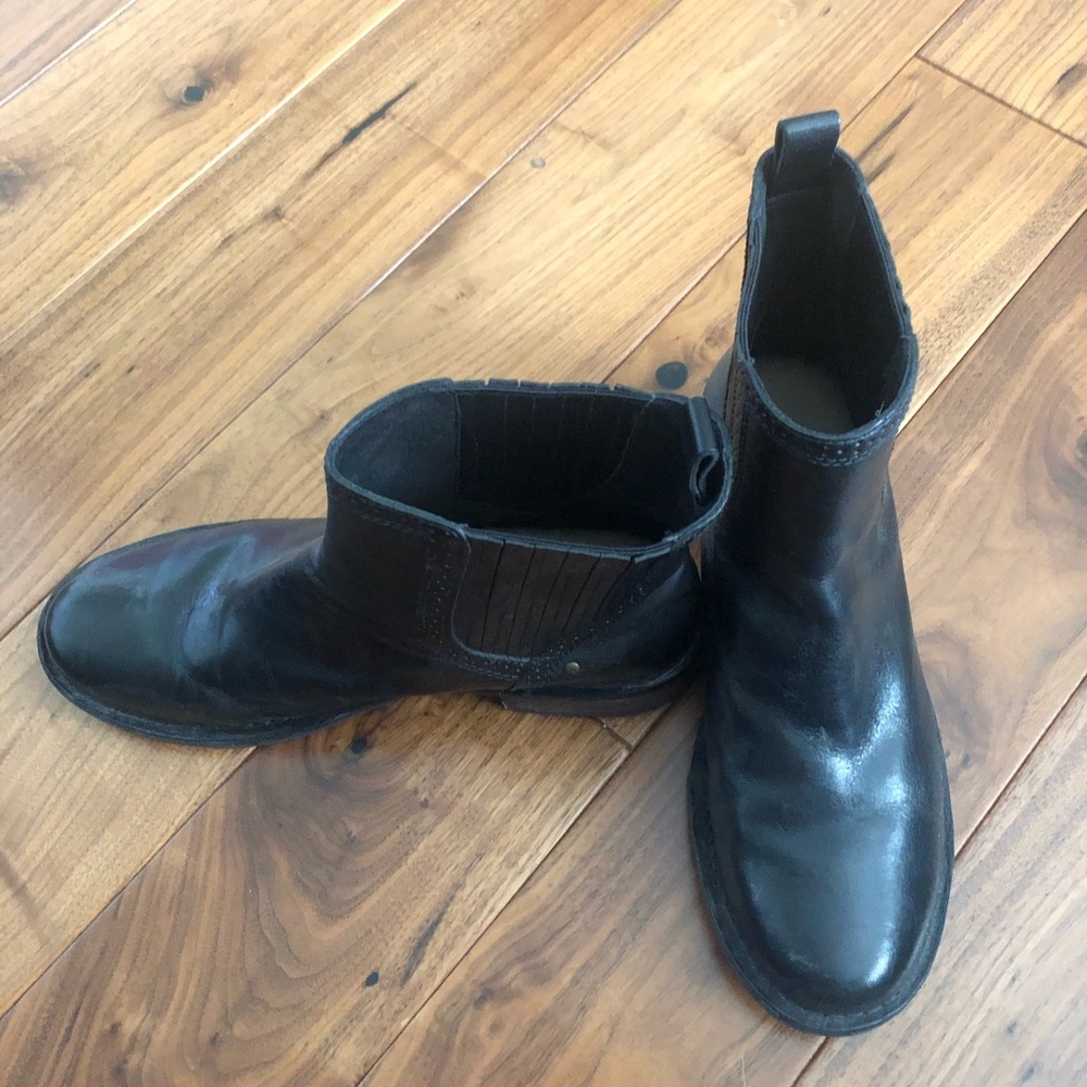 Leather UGG boots